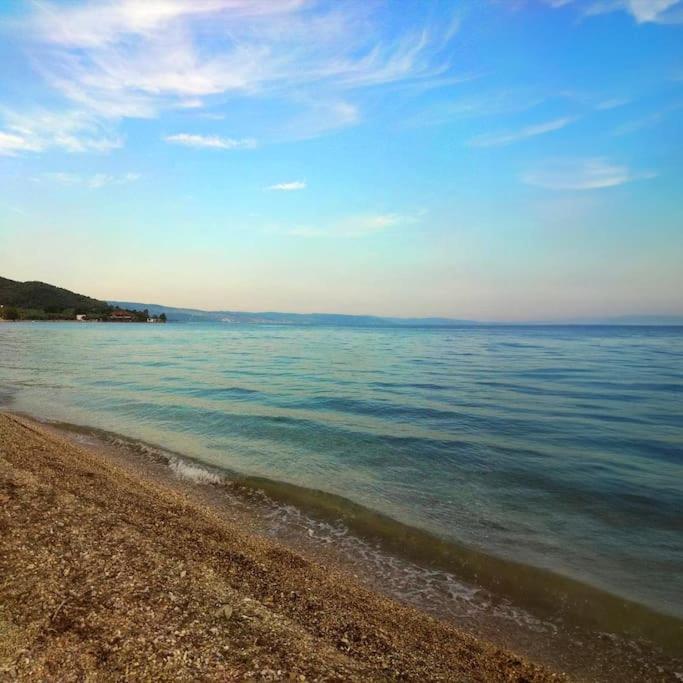 Sun & Sea : Malaki Seaside Apartment Bagian luar foto